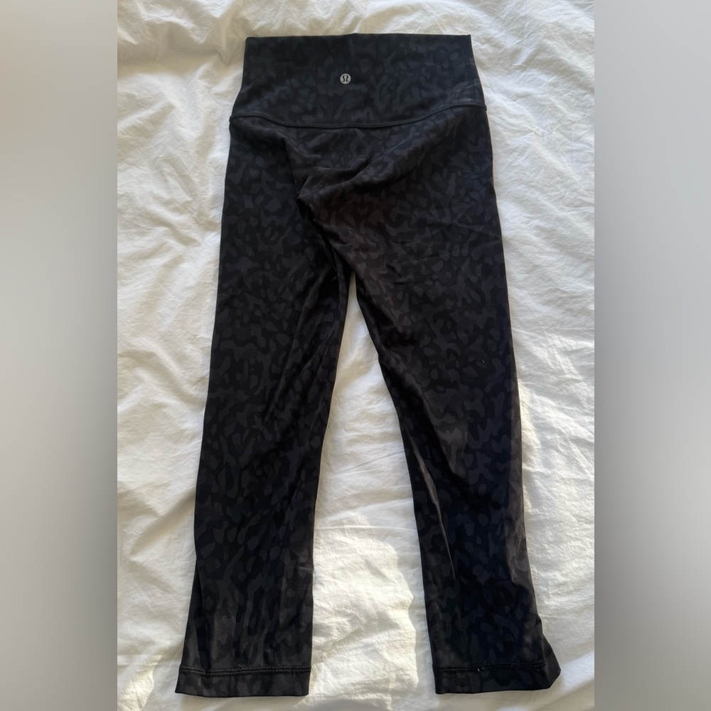 Black speckled lulu lemon legging